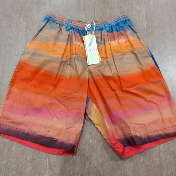 Mens MARNI Ombre Striped Poplin Shorts Red/Multi 50 US 34